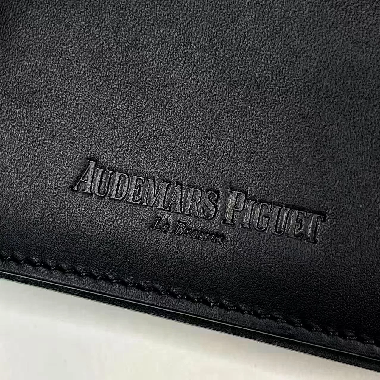 Audemars Piguet Black Leather Card Holder – Le Brassus Boutique Audemars Piguet Black Leather Card Holder – Le Brassus Boutique